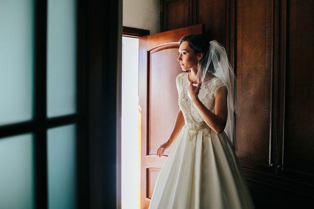 Легче ветра - свадьба на берегу, образ невесты