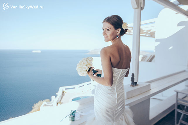 невеста на балконе