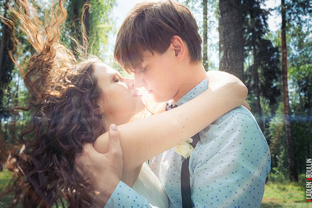 лесная свадьба в стиле бохо, жених и невеста