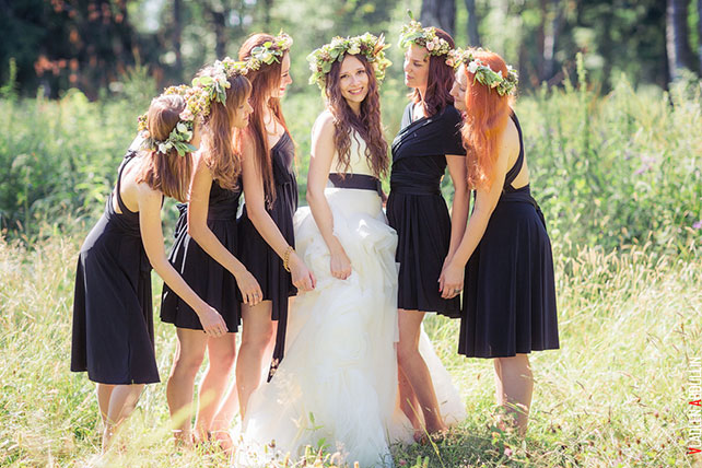 лесная свадьба в стиле бохо, невеста с подружками