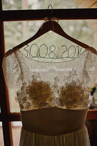 Свадьба в стиле эко-рустик, платье невесты