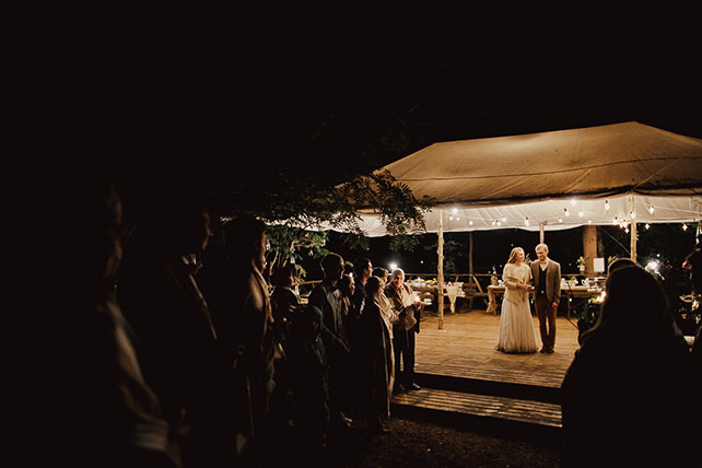 Свадьба в стиле эко-рустик, жених и невеста