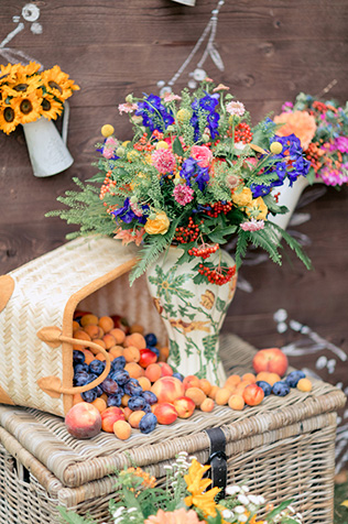 летняя свадьба в стиле рустик, декор места церемонии