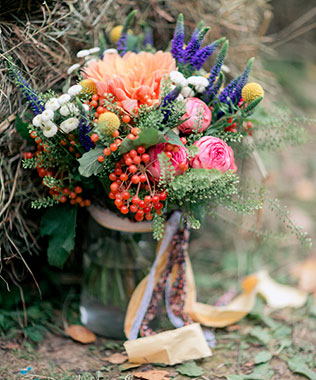 летняя свадьба в стиле рустик, декор места церемонии