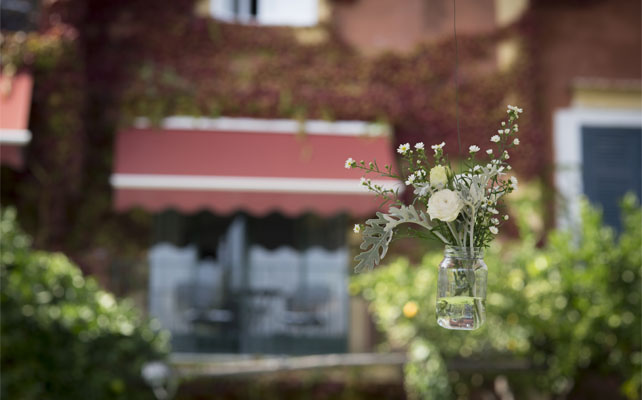 лимонная свадьба в Италии, баночки в декоре свадьбы