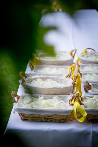 лимонная свадьба в Италии, лепестки для церемонии