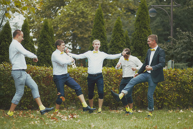 лимонно-жёлтая свадьба, друзья жениха