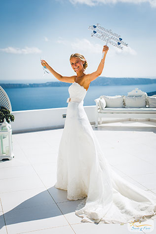 Лучезарная свадьба на Санторини, образ невесты
