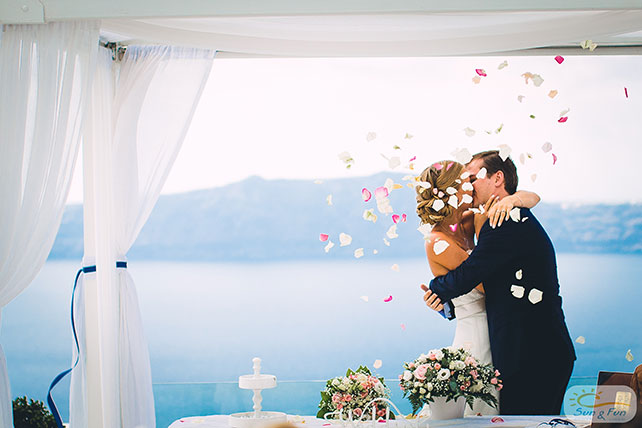 Лучезарная свадьба на Санторини, церемония