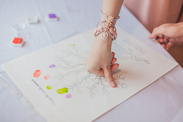 лавандовая свадьба, дерево пожеланий с отпечатками