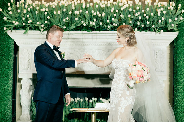 море тюльпанов, весенняя свадьба, церемония