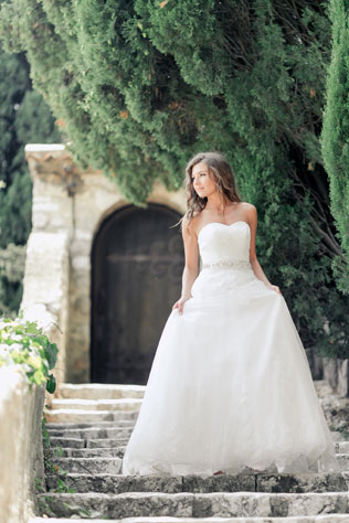 морская свадьба в Ницце, образ невесты