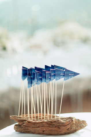 морская свадьба в Ницце, рассадочные карточки в морском стиле