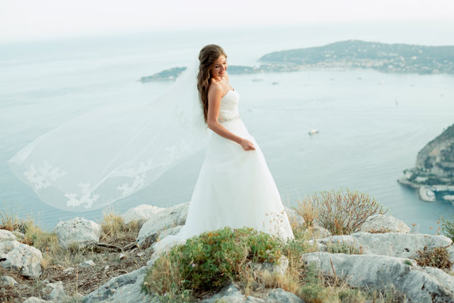 морская свадьба в Ницце, образ невесты