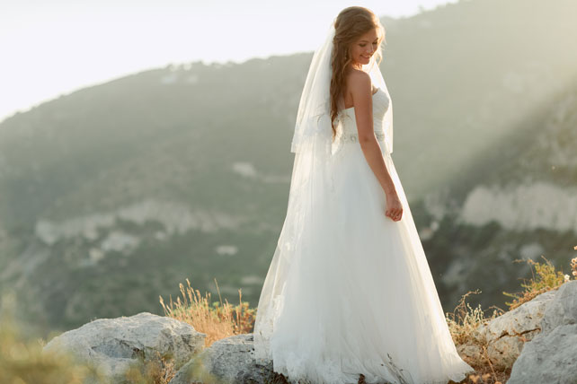 морская свадьба в Ницце, образ невесты