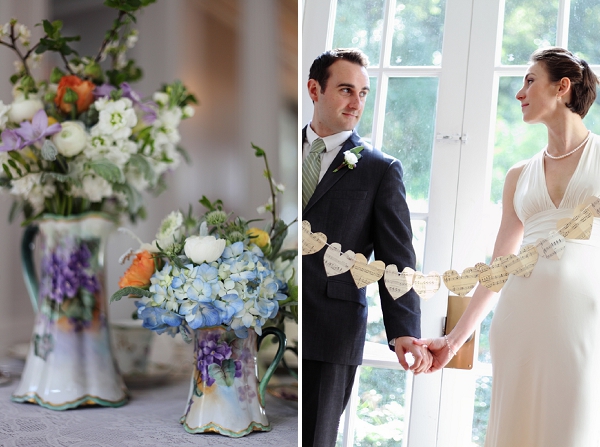 цветы и гирлянда из нот