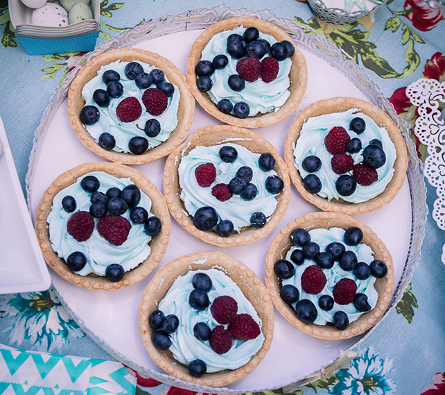 мятно-золотая свадьба, сладкий стол