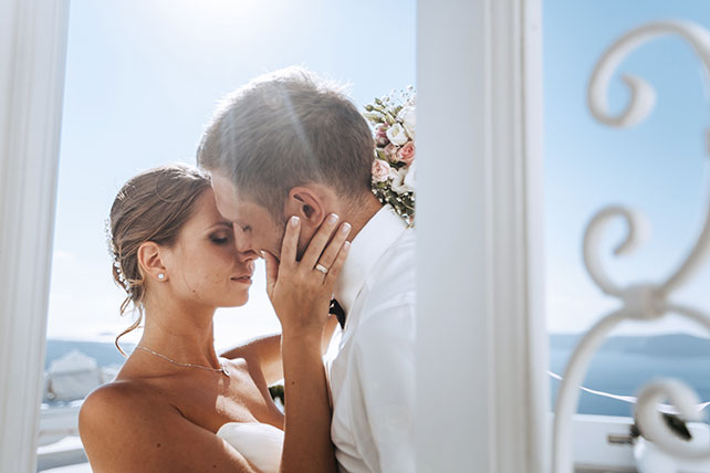 На краю света, жених и невеста