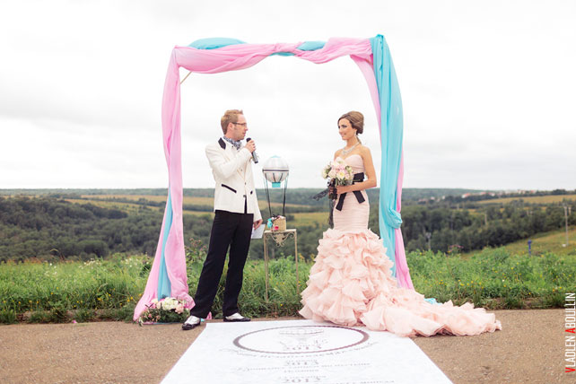 небесная свадьба с воздушными шарами, церемония