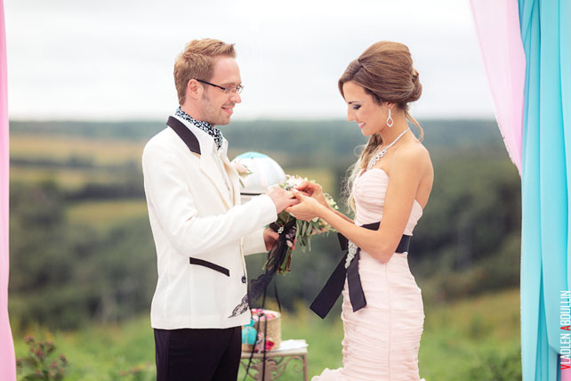 небесная свадьба с воздушными шарами, церемония