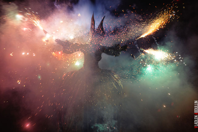 небесная свадьба с воздушными шарами, фаер-шоу