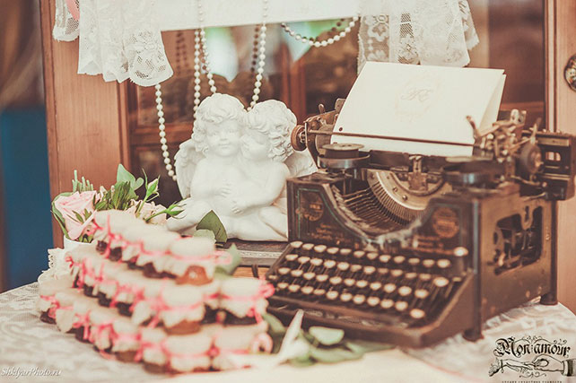 Нежность в розовом цвете, печатная машинка для пожеланий