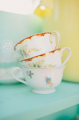 нежная свадьба в стиле рустик, декор десертного стола