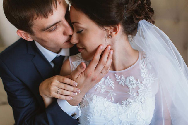 Невероятно чувственная свадьба, жених и невеста