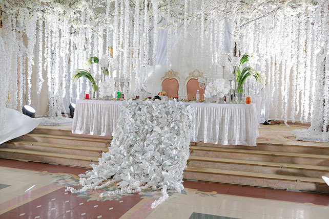 Нежная орхидея, оформление свадьбы от Юлии Шакировой, декор торжественного зала, стол молодожёнов