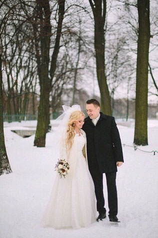 Новогодняя свадьба, жених и невеста