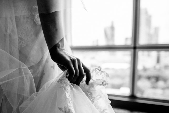 Очаровательная пионовая свадьба Антона и Ольги, платье невесты