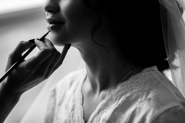 Очаровательная пионовая свадьба Антона и Ольги, макияж невесты