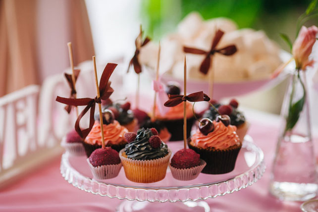 Очаровательная пионовая свадьба Антона и Ольги, сладкий стол