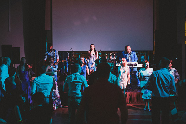 Очарование Прованса, лавандовая свадьба, кавер-группа на свадьбе