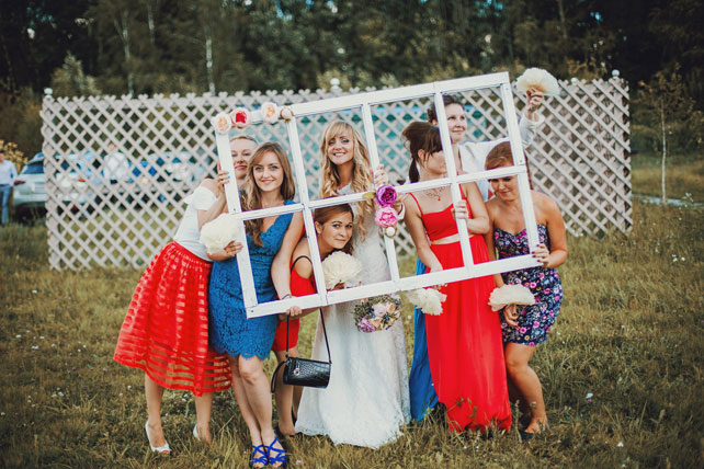 Путешествие с любовью,  подружки невесты