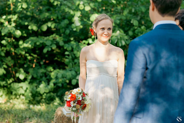 бело-красная летняя свадьба