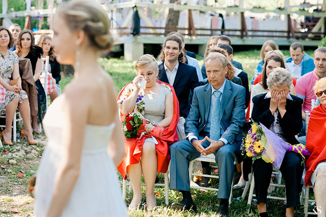 бело-красная летняя свадьба