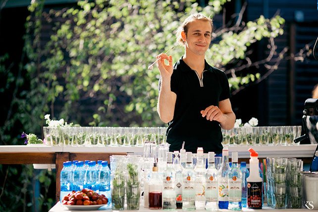 бело-красная летняя свадьба