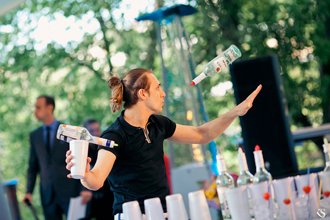 бело-красная летняя свадьба