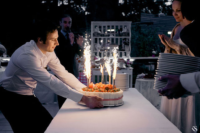 бело-красная летняя свадьба