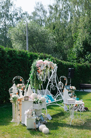 Романтическая свадьба на качелях, качели