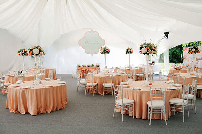 Романтическая свадьба на качелях, место торжества