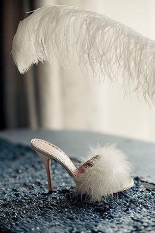 Роскошная белоснежная свадьба, туфли невесты