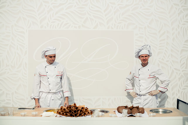 Роскошная белоснежная свадьба, кондитеры