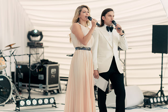 Роскошная белоснежная свадьба, звезды на свадьбе