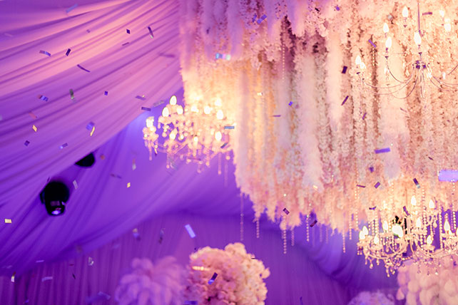 Роскошная белоснежная свадьба, освещение