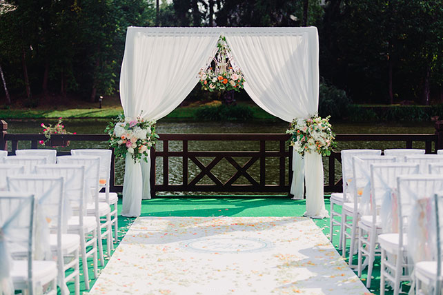 Русско-бразильская свадьба Яны и Арона, декор арки для церемонии бракосочетания