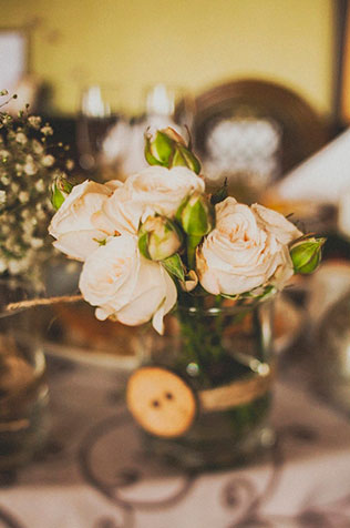 уютная свадьба в стиле рустик, декор места торжества