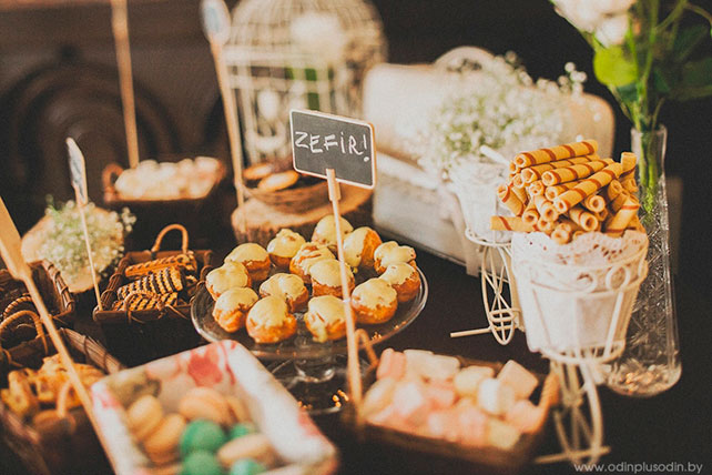 уютная свадьба в стиле рустик, сладкий стол
