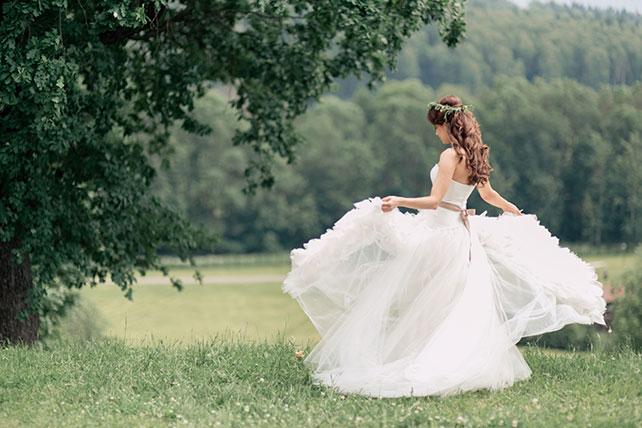 Любовь как кулинарное искусство, фотосессия невесты в лесу